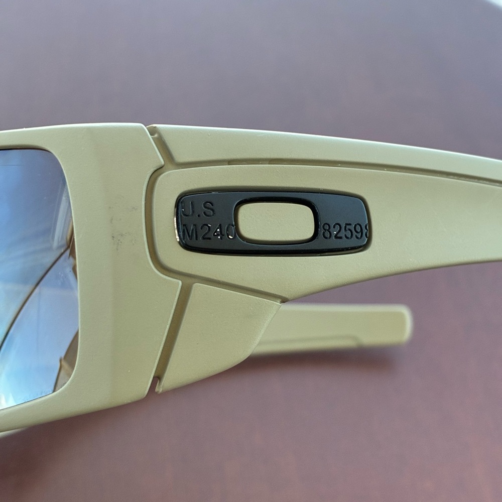 Oakley Glasses - Picture 7 of 15